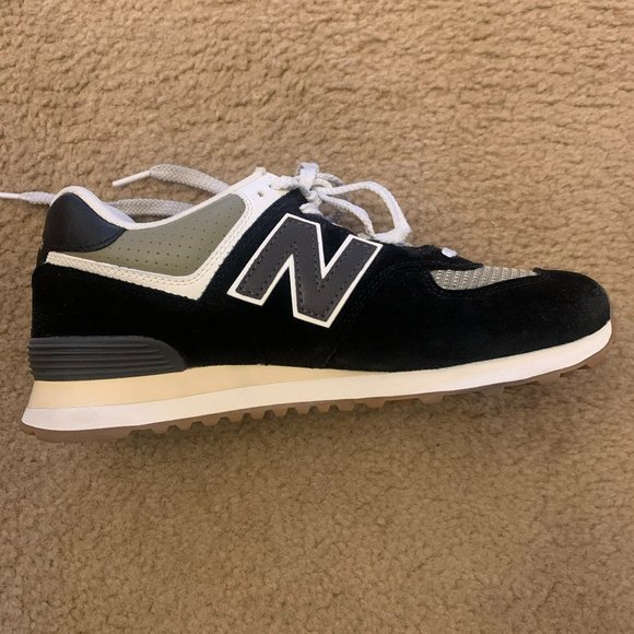 574 CORE NEW BALANCE (BLACK MEN'S SIZE 8 US) - Picture 6 of 6